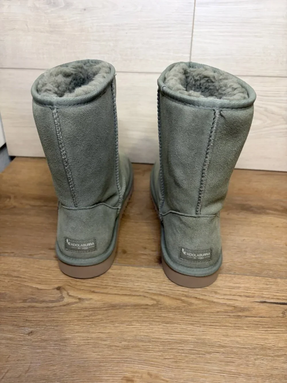 Koolaburra by UGG Womens Koola Short Boots Size 6